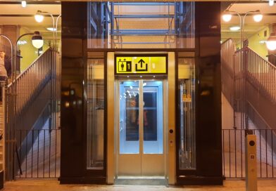 BVG Aufzug an der Klosterstraße.
