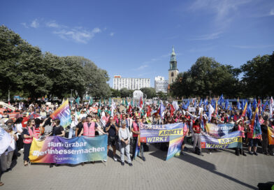 Kundgebung des Bündnisses Soziales Berlin am 23. Juni 2026 vor dem Roten Rathaus.