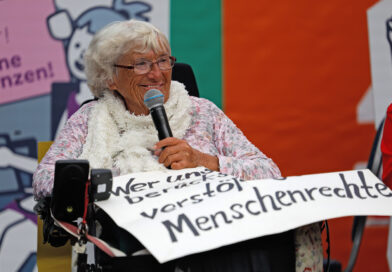 Bärbel Reichelt auf der Bühne am 5. Mai 2026.